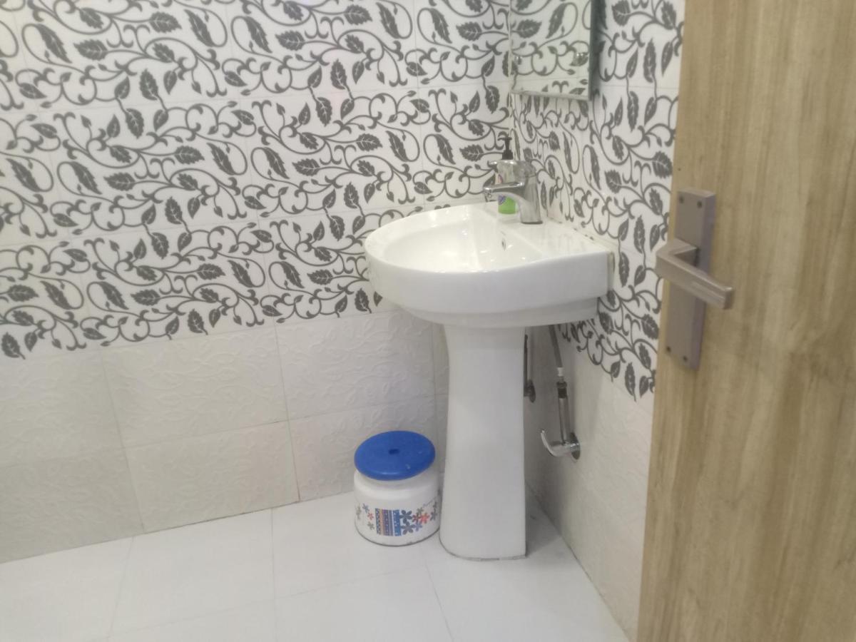 Hn Palace Homestay Agra  Room photo